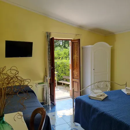 Il Ruscello Bed & Breakfast 3*